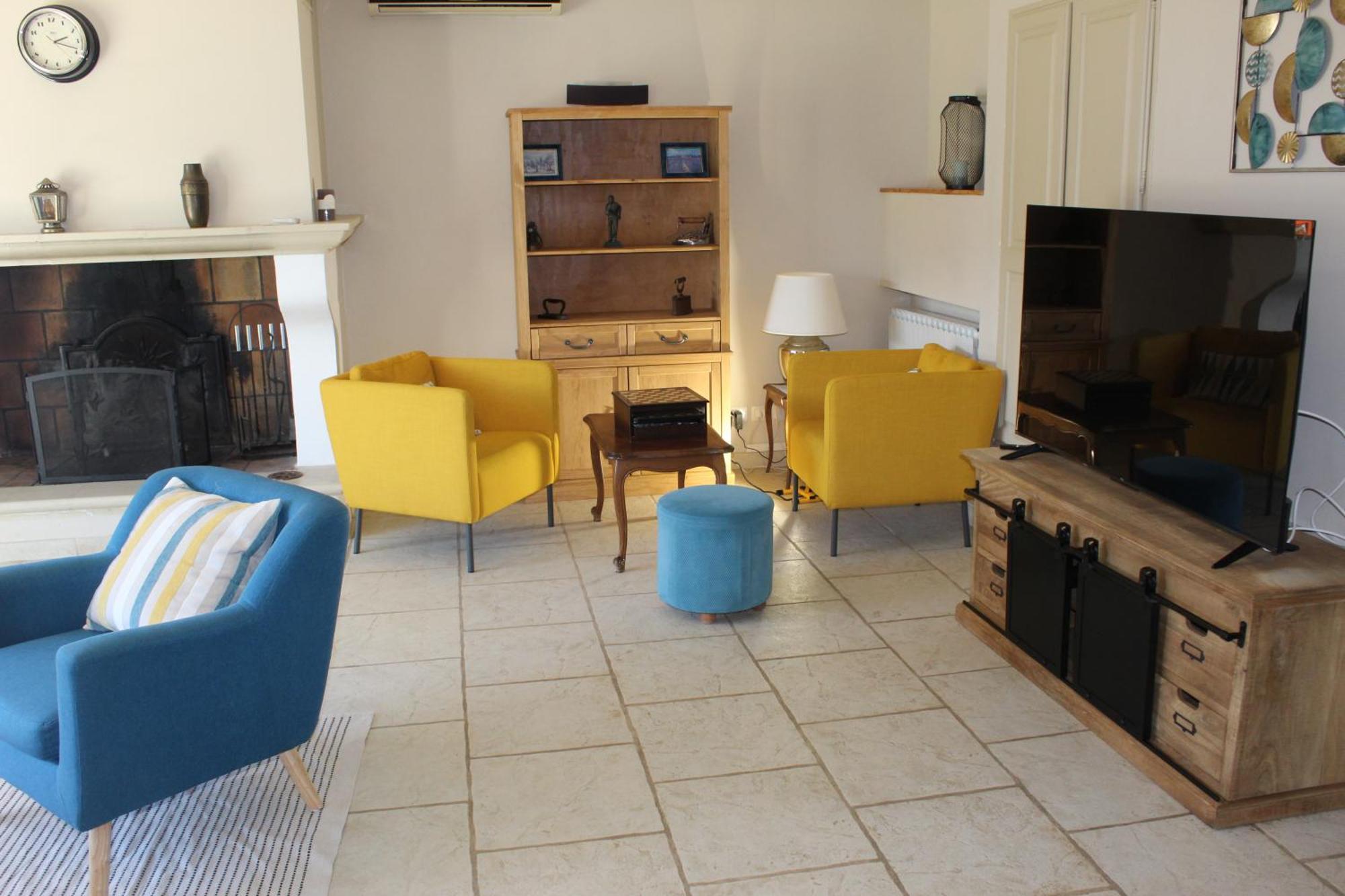 Mas La Gentille ,,, A La Campagne , Beautiful Outdoor , Swimming Pool , Pool House , Nice Green Garden , Bbq ,,, Only For You , Pour Passer Un Sejour Inoubliable Pernes-les-Fontaines Exteriér fotografie