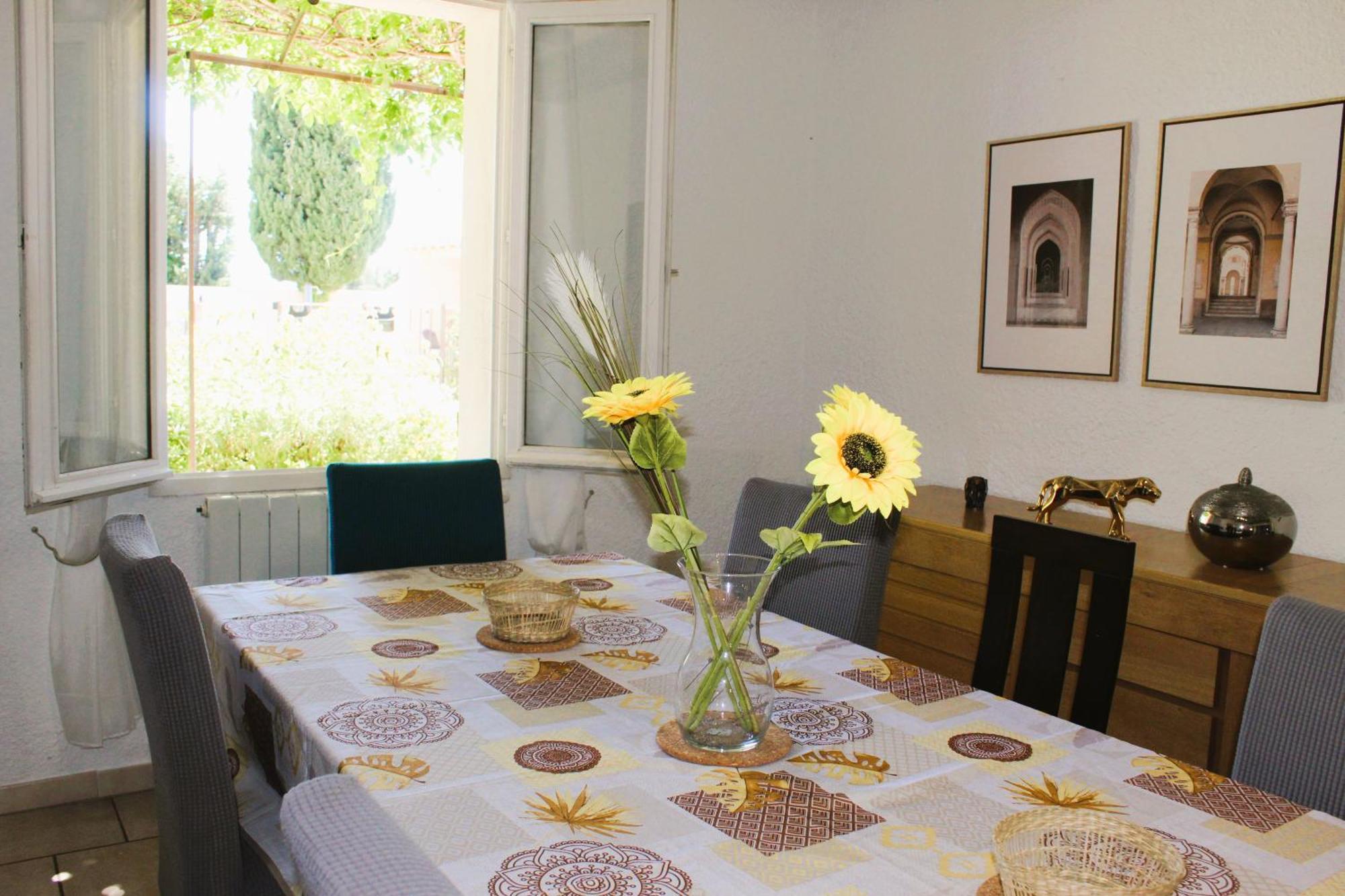 Mas La Gentille ,,, A La Campagne , Beautiful Outdoor , Swimming Pool , Pool House , Nice Green Garden , Bbq ,,, Only For You , Pour Passer Un Sejour Inoubliable Pernes-les-Fontaines Exteriér fotografie