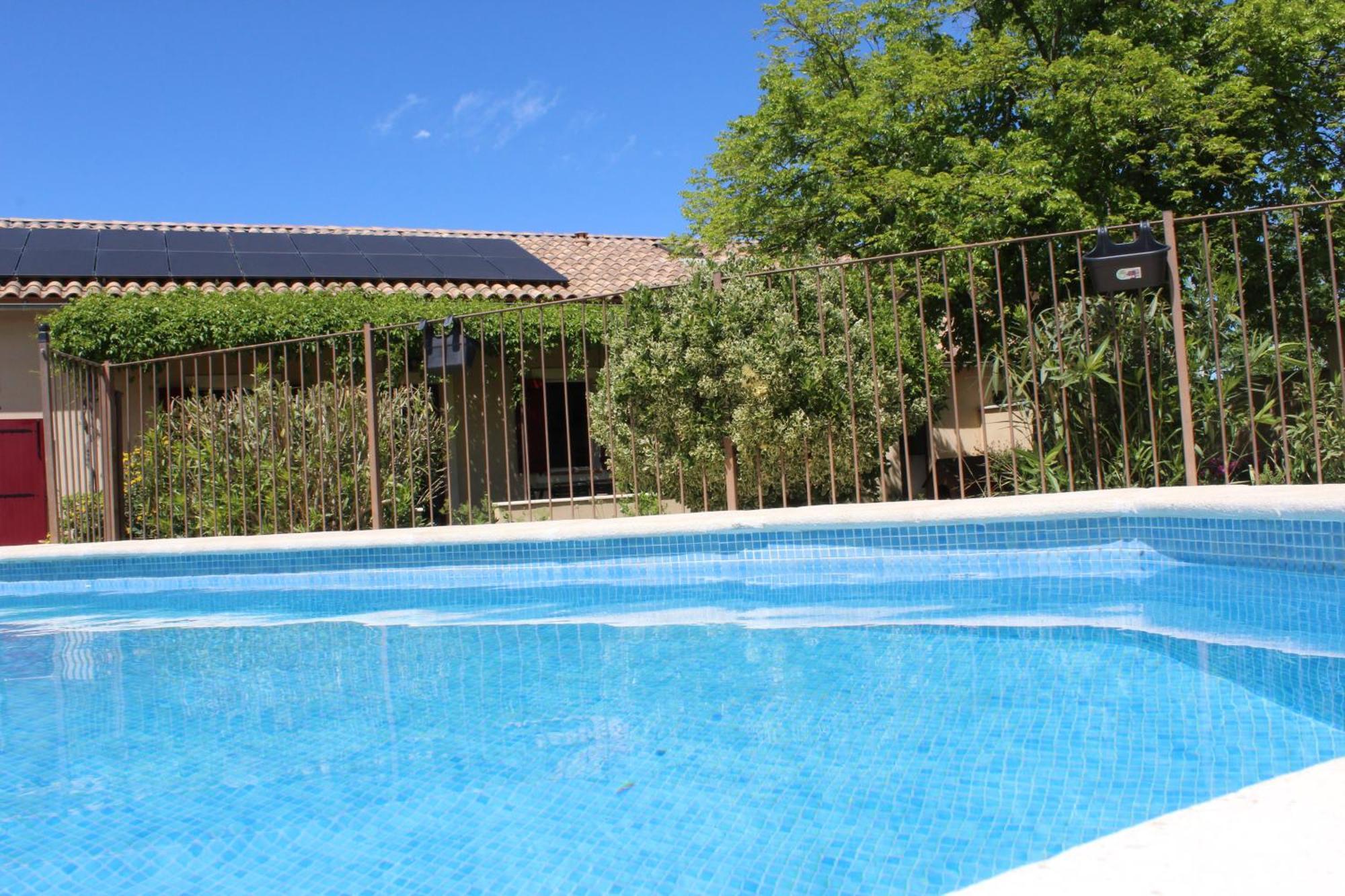 Mas La Gentille ,,, A La Campagne , Beautiful Outdoor , Swimming Pool , Pool House , Nice Green Garden , Bbq ,,, Only For You , Pour Passer Un Sejour Inoubliable Pernes-les-Fontaines Exteriér fotografie