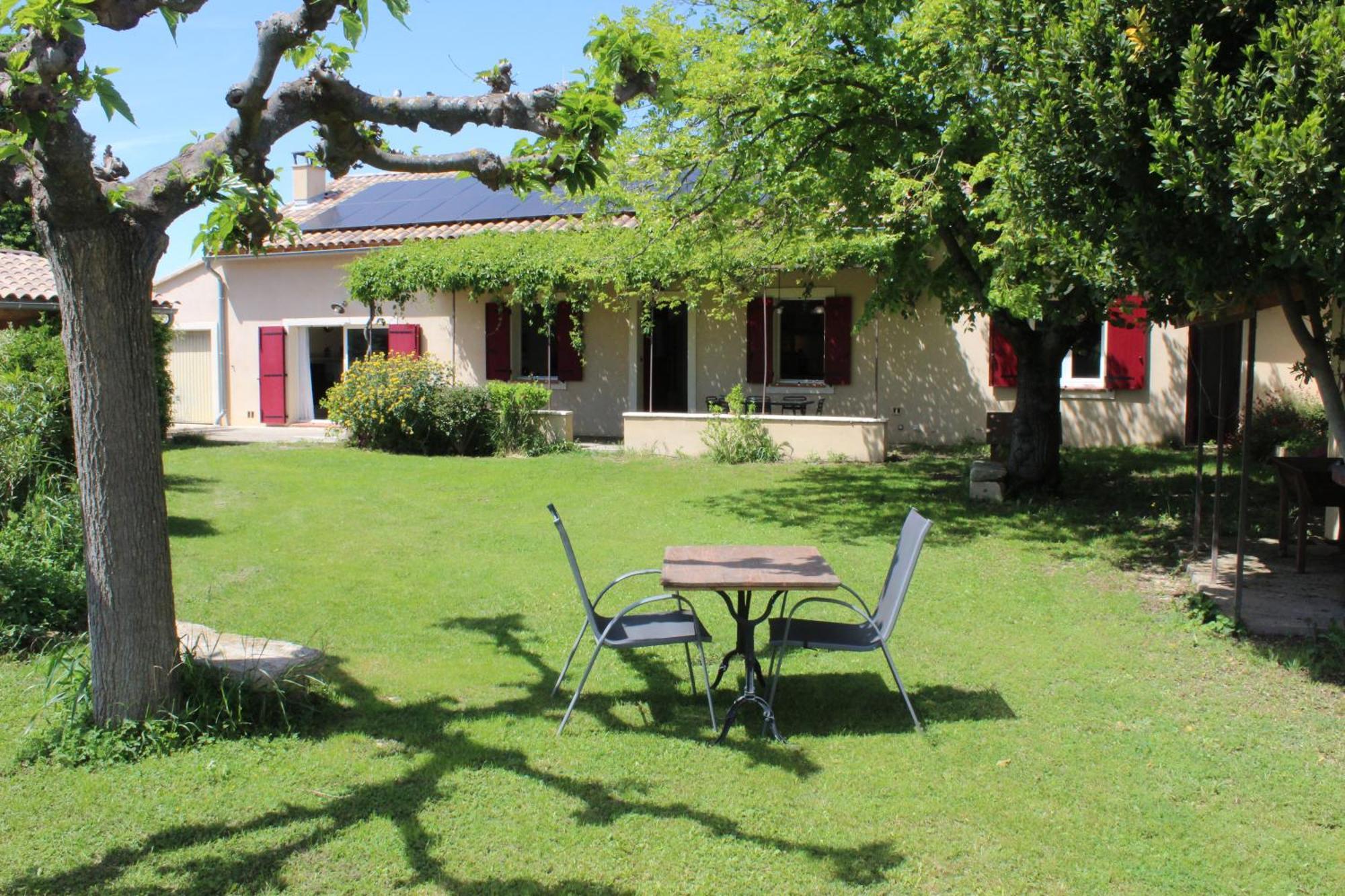 Mas La Gentille ,,, A La Campagne , Beautiful Outdoor , Swimming Pool , Pool House , Nice Green Garden , Bbq ,,, Only For You , Pour Passer Un Sejour Inoubliable Pernes-les-Fontaines Exteriér fotografie