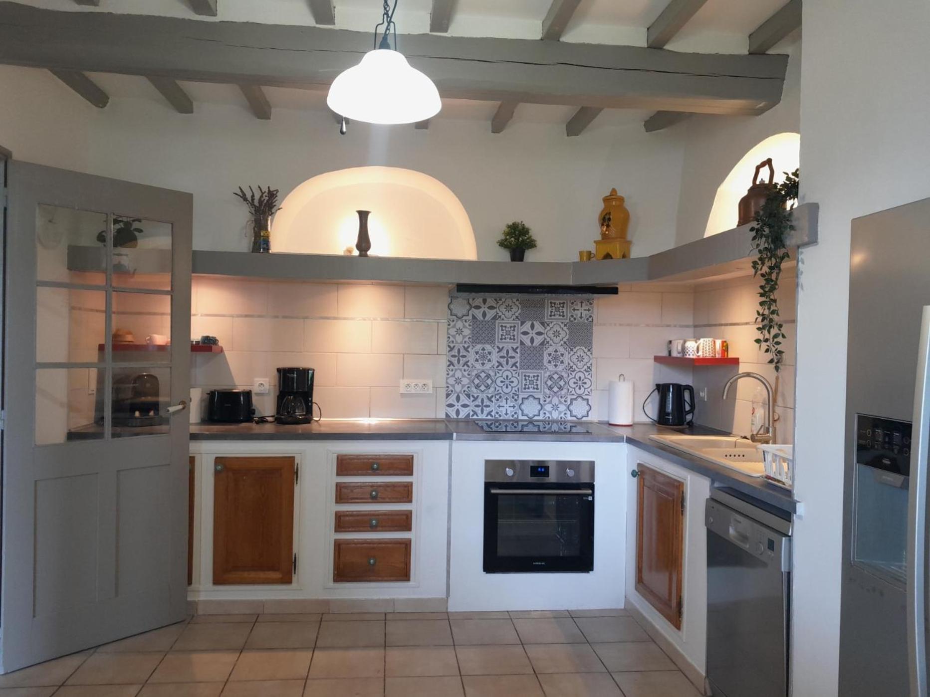 Mas La Gentille ,,, A La Campagne , Beautiful Outdoor , Swimming Pool , Pool House , Nice Green Garden , Bbq ,,, Only For You , Pour Passer Un Sejour Inoubliable Pernes-les-Fontaines Exteriér fotografie